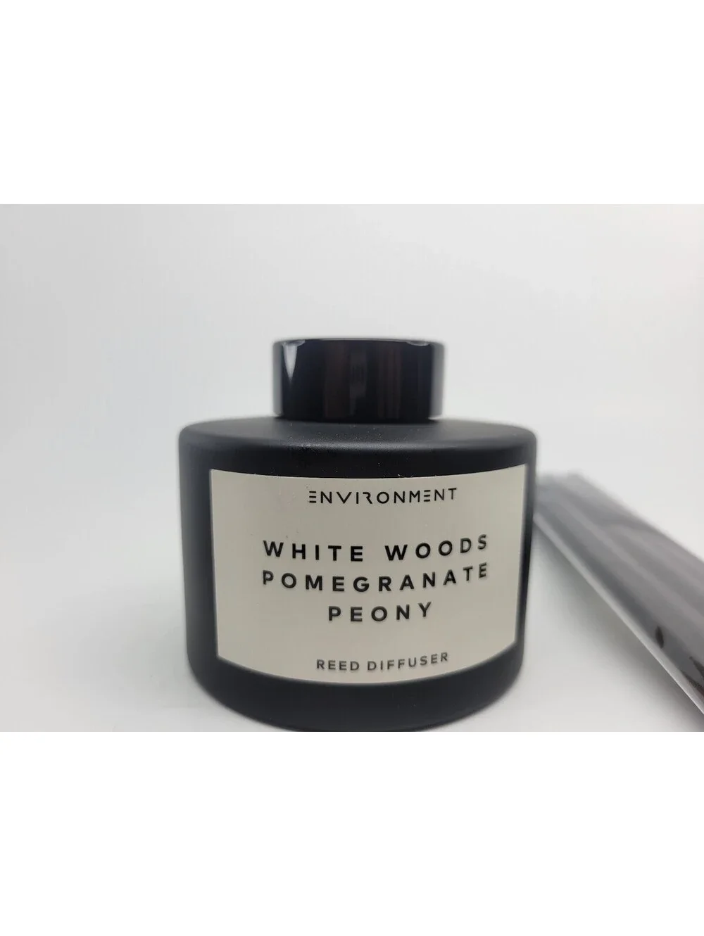 Environment White Woods, Pomogranate, & Peony Reed Diffuser 6.7oz   NWOB